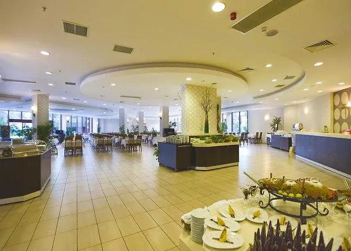 Szálloda Perre La & 5*