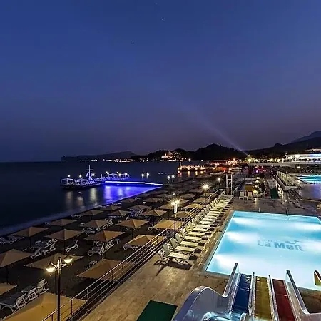Perre La & Hotel 5*