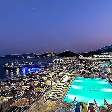 Szálloda Perre La & Kemer